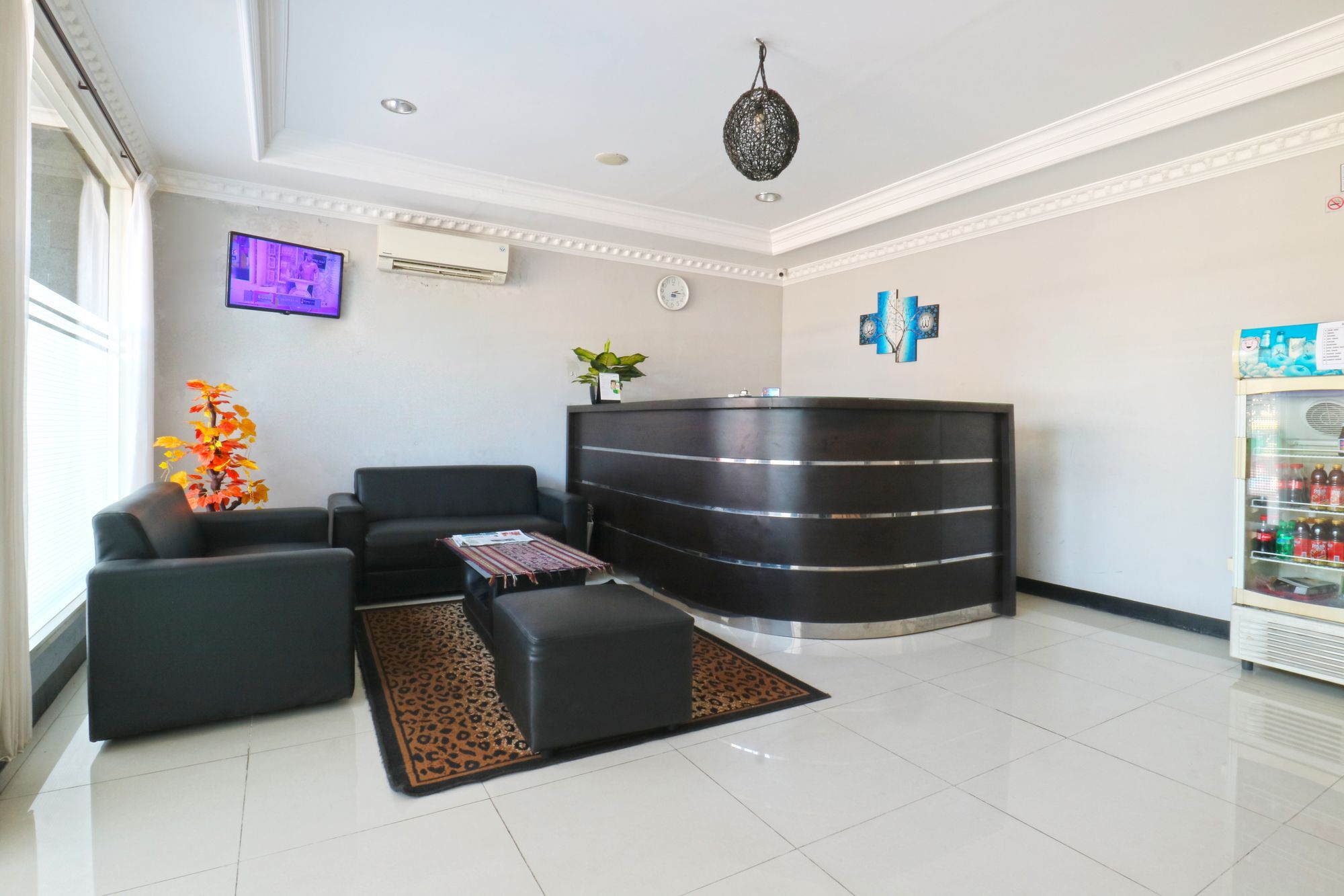 Losmen Family Syariah Bypass Juanda Mitra Reddoorz Brebek Εξωτερικό φωτογραφία